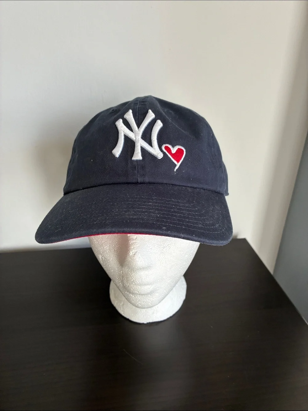 '47 Brand NY Yankees Baseball Cap White Logo and heart